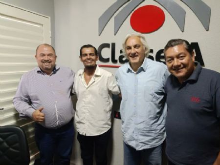 Pastor Deva, Fernando Souza, ex-Senador Delcidio do Amaral e Laucidio Vega em agenda no diretório estadual do PRD em Campo Grande.