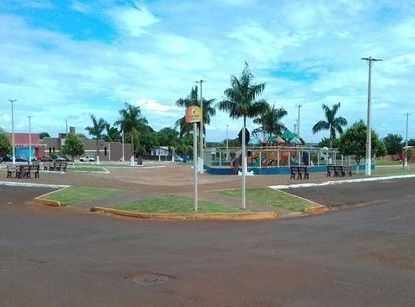 Praça Central Osvaldo Brandão em Laguna Carapã