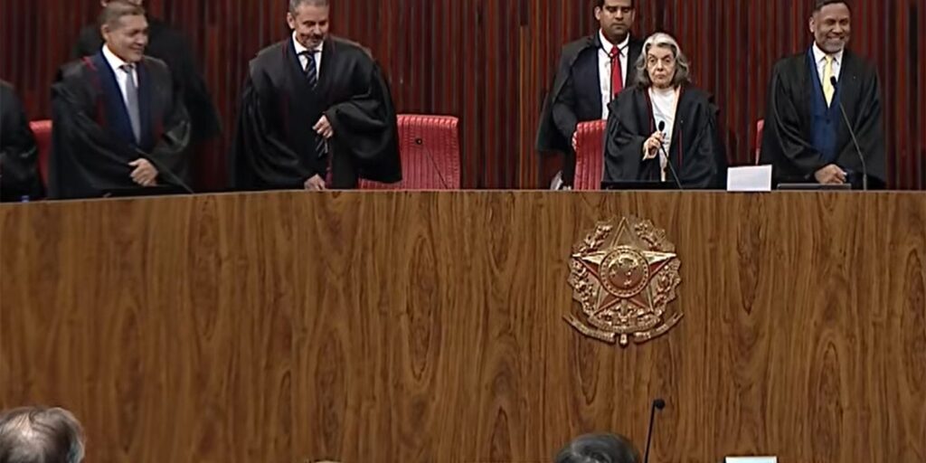 tse-tem-maioria-para-condenar-castro-a-inelegibilidade-ate-2030