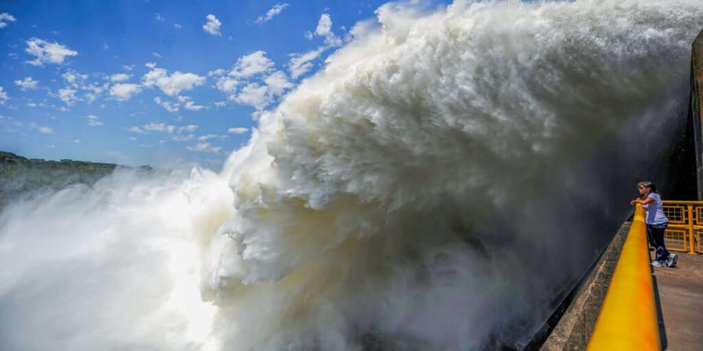 diretor-brasileiro-de-itaipu-garante-tarifa-reduzida-em-2027