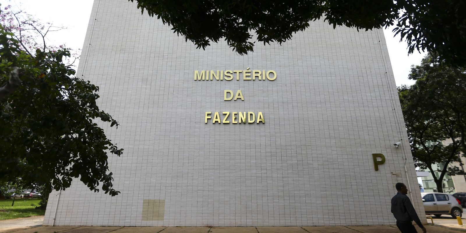fazenda-alerta-sobre-falso-site-do-novo-desenrola