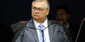 dino-da-10-dias-para-governo-mostrar-plano-de-combate-a-incendios