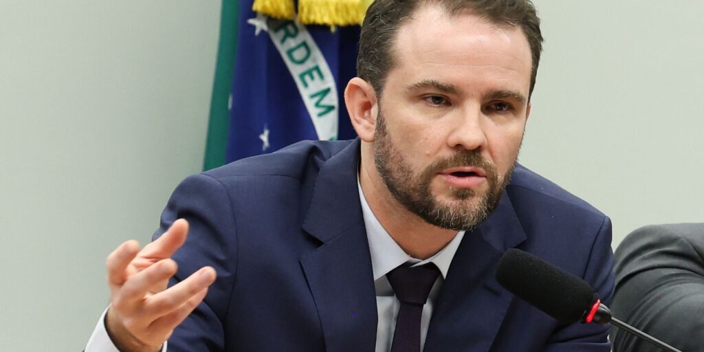 durigan-diz-que-uniao-negocia-acordo-para-permitir-emprestimo-ao-brb