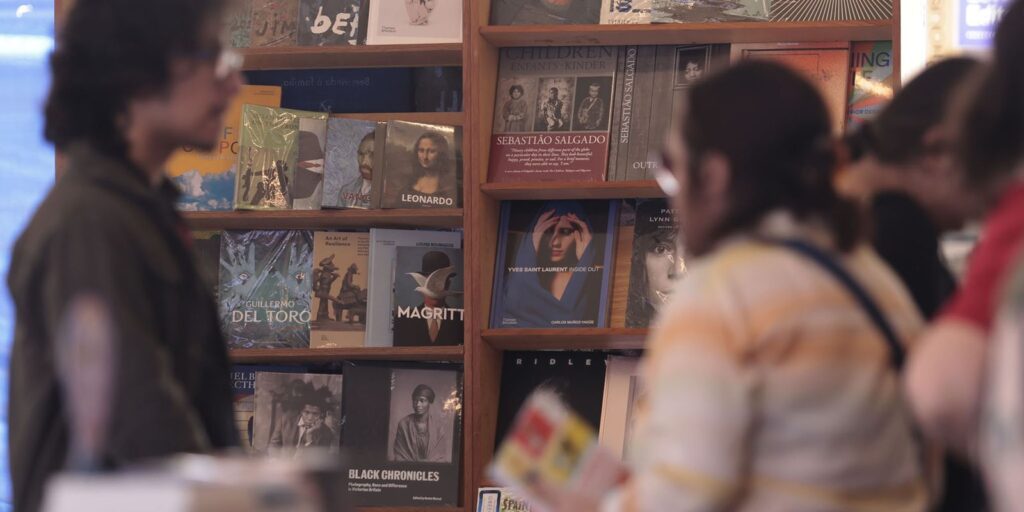 feira-do-livro-de-sp-reune-de-autores-consagrados-aos-independentes